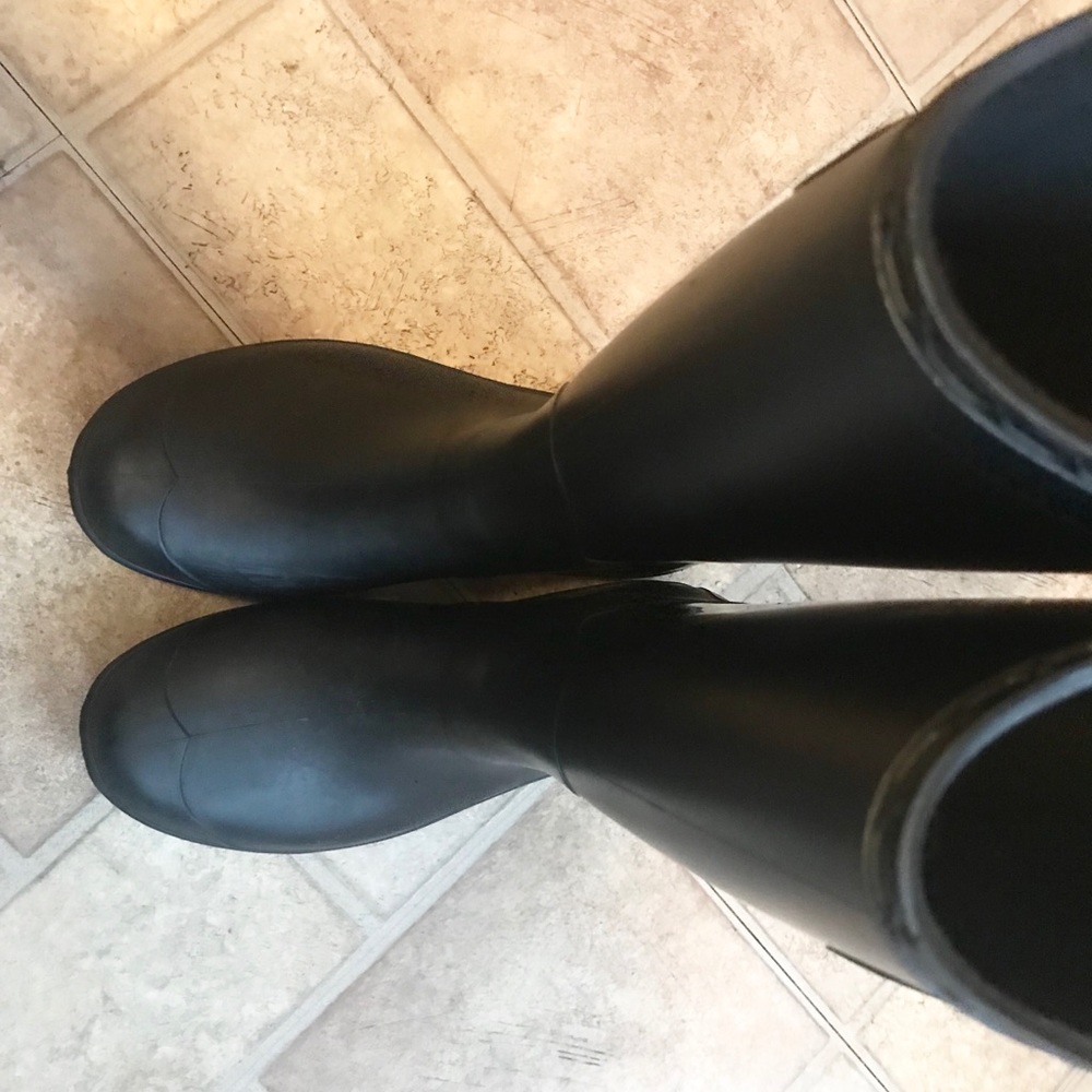 NWOT Kamik Olivia rain boots